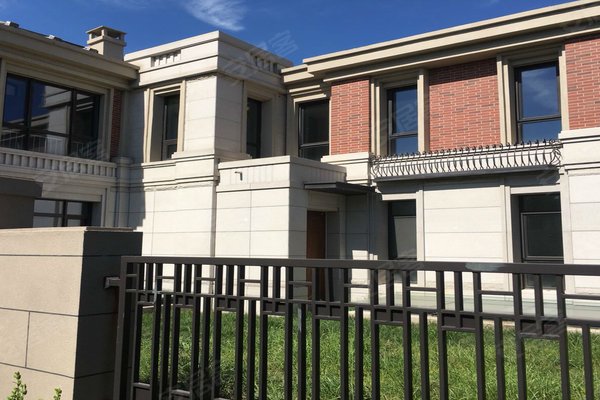 保利罗兰公馆尚兰北苑