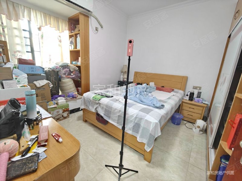 永江花园 南北通透大三房 业主急售 精装修 来电少10个