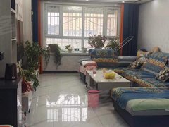 喀什喀什市喀什城区海天家园二期，精装修两室两厅带书房，拎包入住，密码锁！出租房源真实图片
