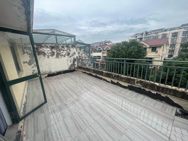 昆山张浦张浦昆山市名城花园(别墅)大光明影院旁!精装公寓独立厨卫!