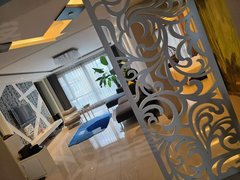 凤城凤凰大街凤城城区一中对面云鼎电梯三楼144平三室两厅两卫年租三万六出租房源真实图片