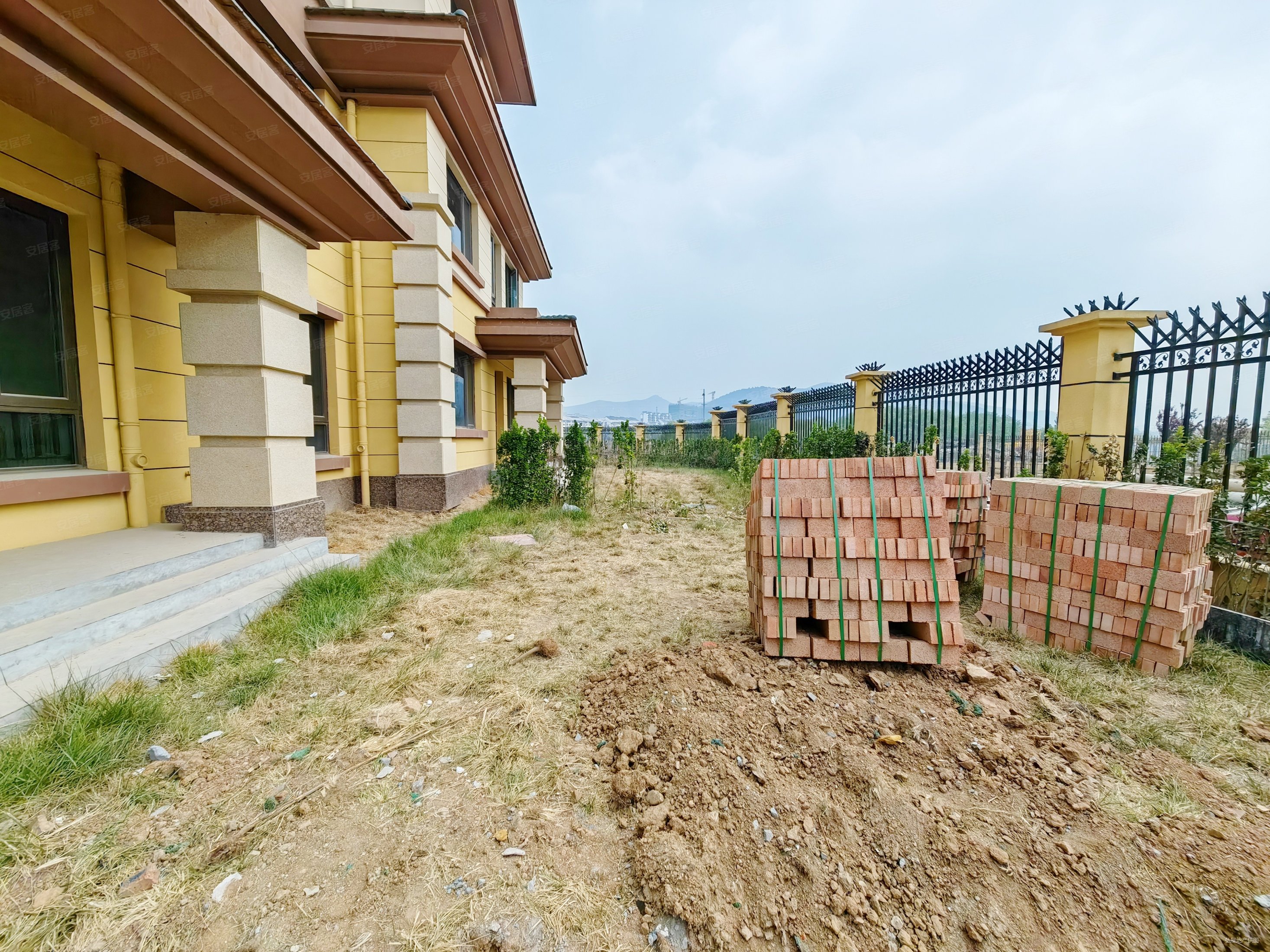 房产网>济南二手房>长清二手房>长清湖二手房>中建长清湖瑾园(别墅)>