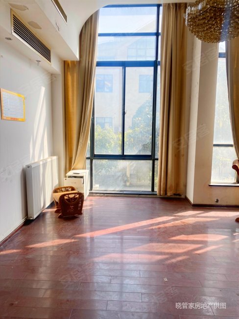 急售水蓝郡高档别墅区猛降50w随时看房湖景房