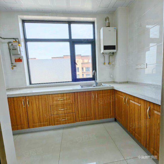 好楼层东郡一品精装三室看房有钥匙