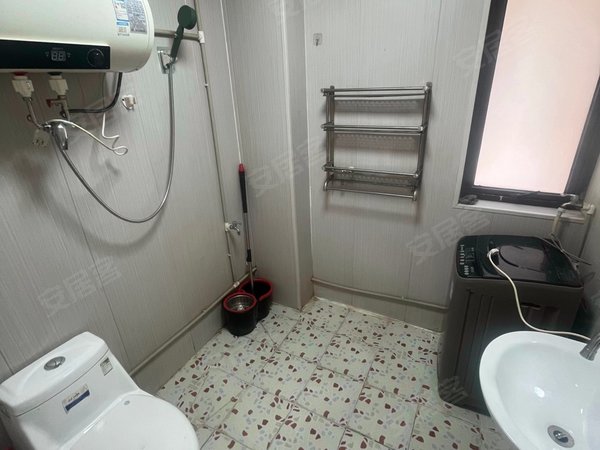 瑞景国际近震泽中学万宝地铁站交通方便吴江体育馆江南华府