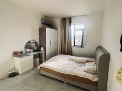 青岛黄岛辛安海信，海尔，澳柯玛旁，套一精装公寓，可做饭，可押一付一出租房源真实图片