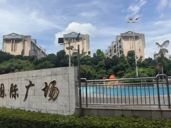 【多图】南湖国际广场,南湖广场租房,业主急租,南湖旁,楼下就滨湖路地