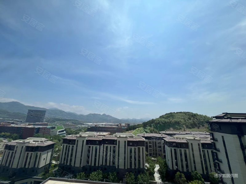 世博园 海信北涧山居 南北通透全明 前排无遮挡 手慢无