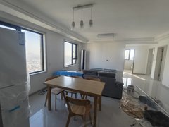 鹤壁淇滨繁花里出租南岸春天 3 室出租 2 厅 1 卫，看房提前预约。出租房源真实图片