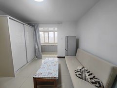 乌鲁木齐开发区迎宾路出租迎宾路新港世纪花园 两居室 三楼 包暖气物业 随时看房出租房源真实图片