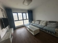 阜阳颍州清河东路南万达广场 碧桂园颍州府 精装大三室家具齐全拎包即住诚心出租出租房源真实图片