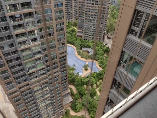 深圳宝安宝安中心区新锦安海纳公馆蚕丝墙布,端庄稳重奢华,小米智能一