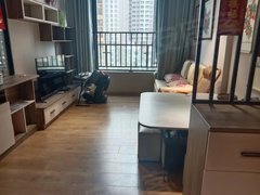 江门江海中环广场又一居复式公寓，家私家电齐全两房，出入方便出租房源真实图片