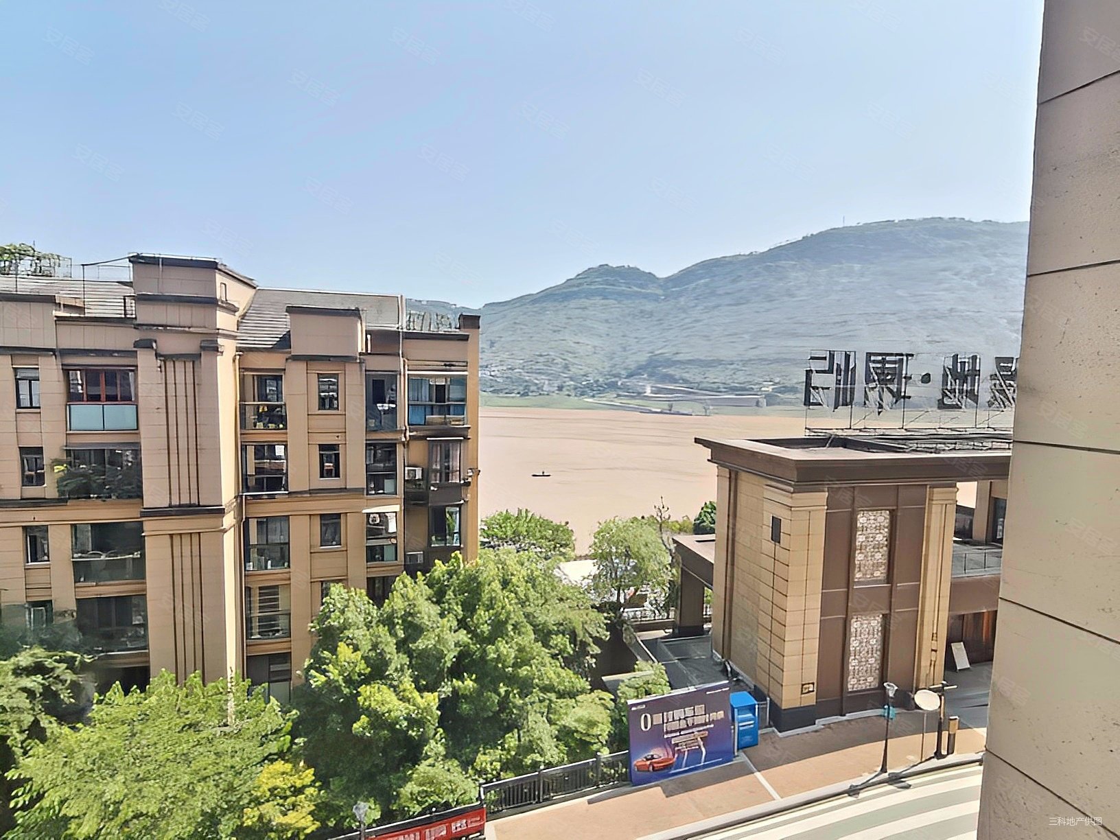 绿地海域澜屿3室2厅2卫115㎡南北96万