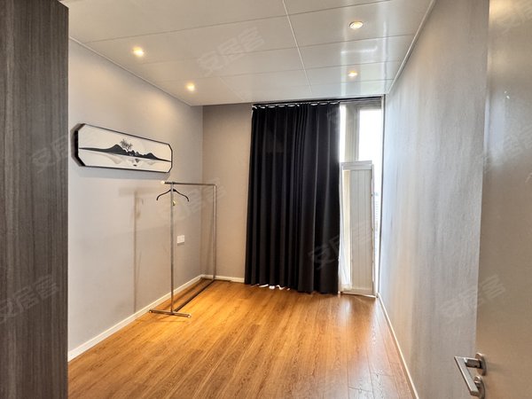 金华东阳横店山顶壹号星巢公寓(公寓住宅)山顶一号2房，180度落地采光，房源，随时看房，采光出租房源真实图片