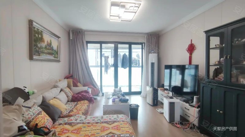 华亭公寓东边套,花园300平方,南北通透,看房方便