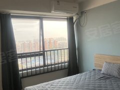 上海宝山顾村落地窗，一居室，无缝对接地铁，24小时安保，学生特惠98折。出租房源真实图片