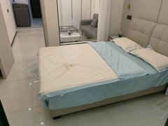 海口龙华滨海国际贸易大厦小区电梯房，一房一厅 时代广场对面，靠友谊阳城出租房源真实图片