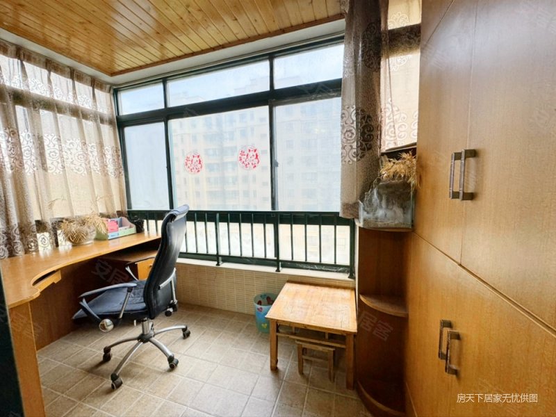 曲江一期小高层低密社区,曲江春晓苑94.59平只卖215w