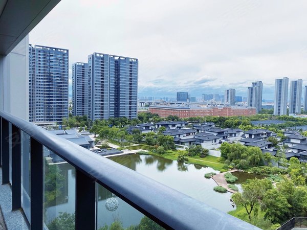 杭州萧山新街湖悦江南院(公寓住宅)湖悦江南院 19号线知行路地铁口 全