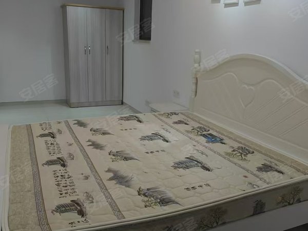 北海海城中街北部湾一号金滩旁边,海景房,北部湾一号三房两卫1500元出租房源真实图片