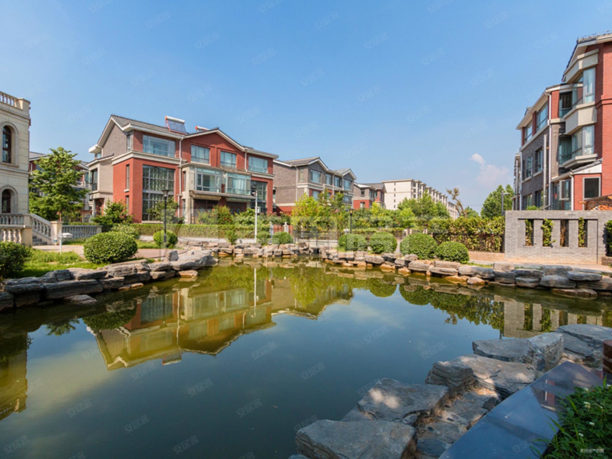 檀香山6室2厅5卫299.44㎡南4300万