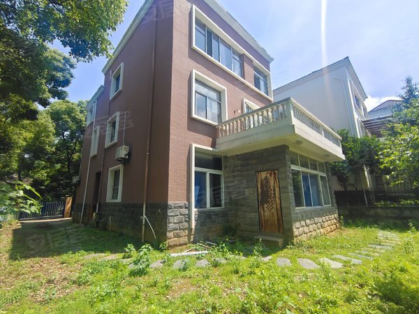 杭州富阳银湖金苑山庄金苑山庄 5室2厅3卫 南北通透 303平出租房源