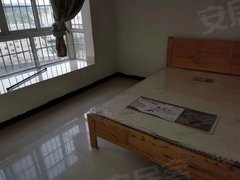 黔南龙里兴隆路神龙雅苑 2室1厅1卫出租房源真实图片