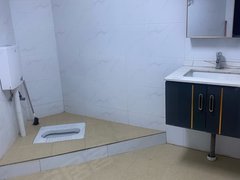 肇庆四会东城苏江三村 2室1厅1卫出租房源真实图片