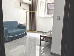 巴中巴州川剧团整租！非中介！一房一厅带独立卫生间家电齐全，可月租长租月付出租房源真实图片