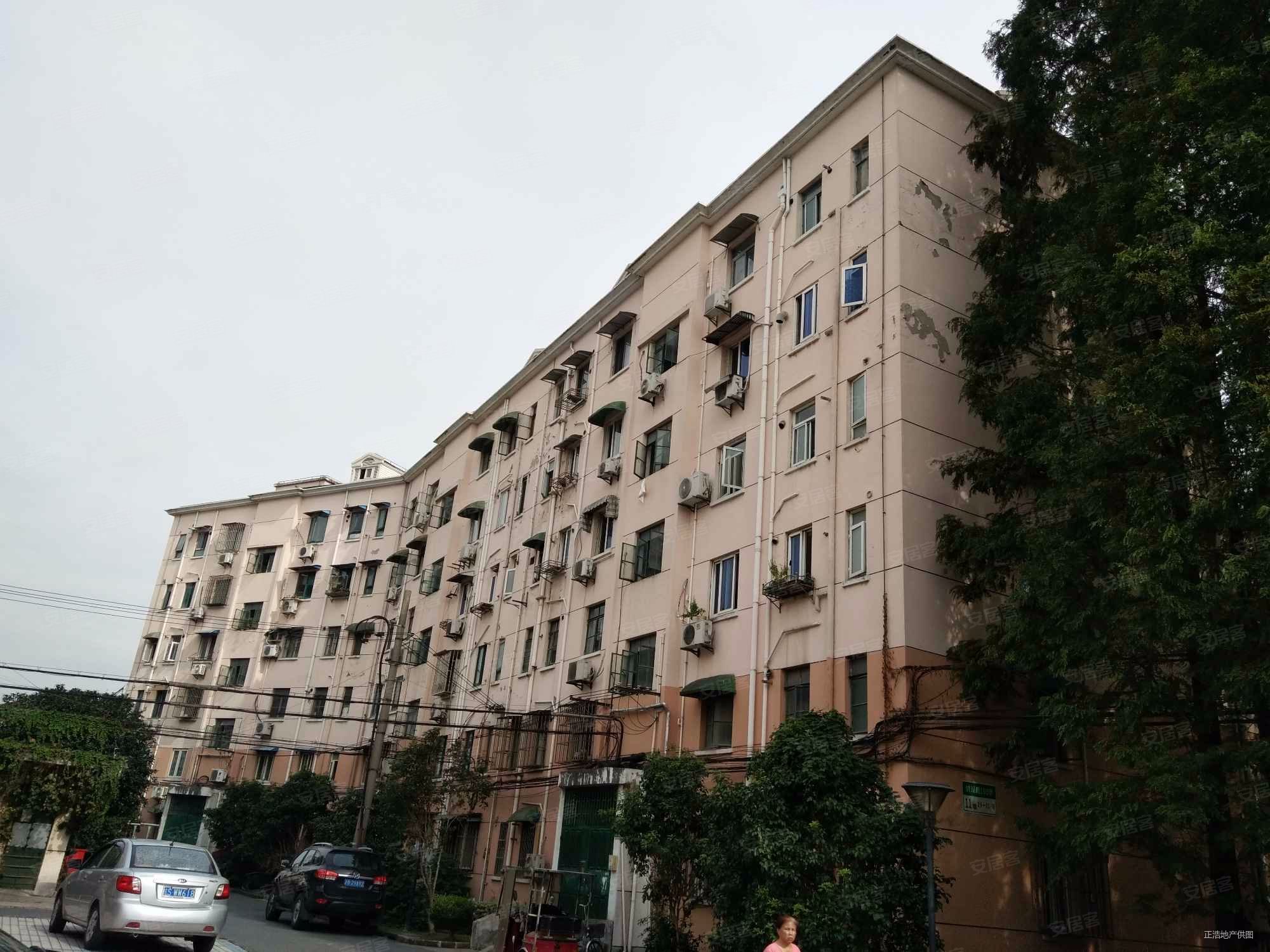 吴泾双柏小区,泾_大山谷图库