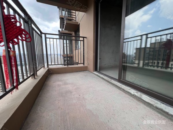 安吉万达旁20楼毛坯单价7800现房有证