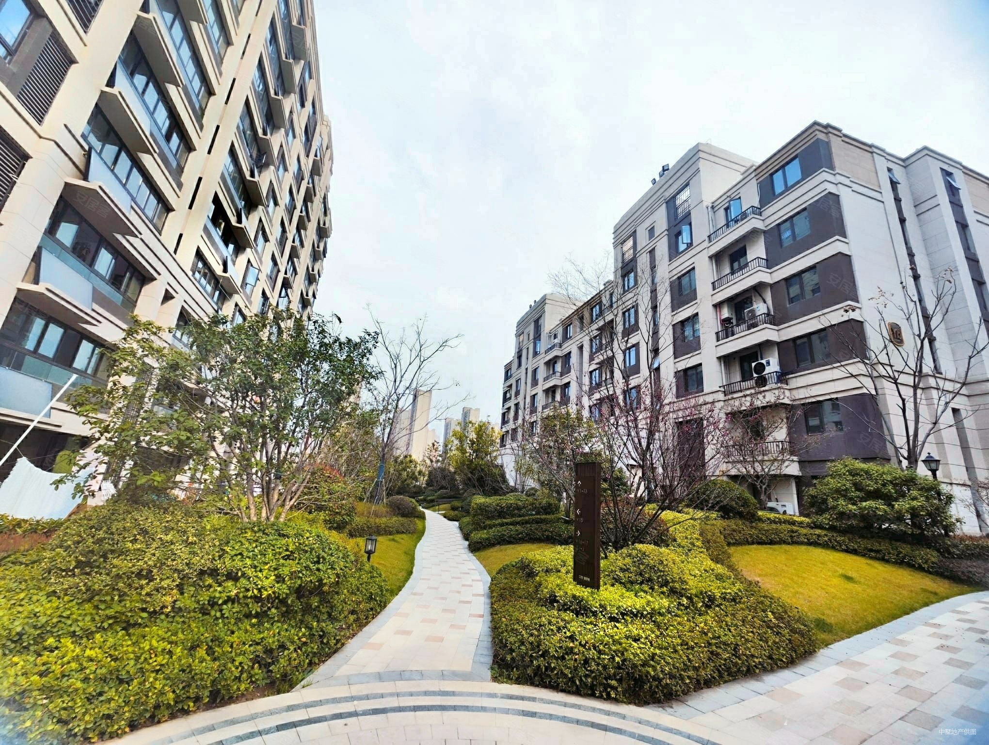 新上好房中海品质洋房小区中间位置采光好诚心出售