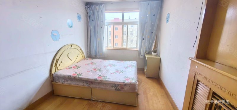 即墨一中职工宿舍楼好楼层户型好