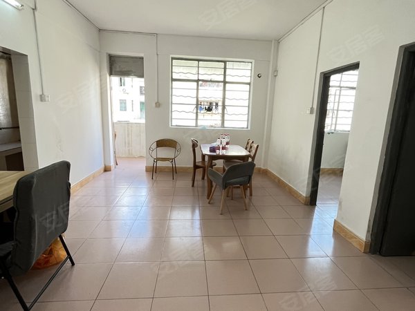 凤凰新村地铁,小区两房一厅,大阳台,楼下方便停车,海珠租房-广州58