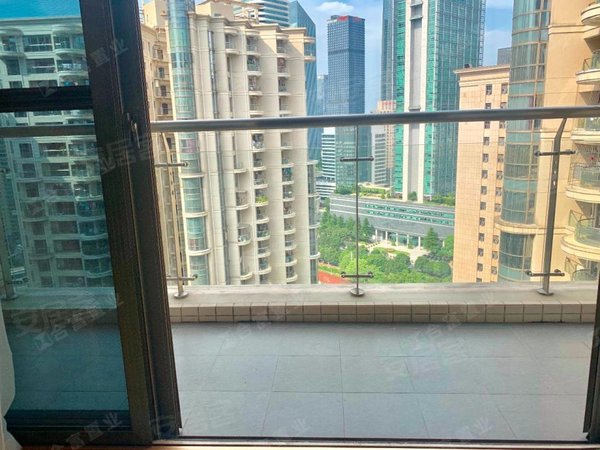 【多图】嘉裕君玥公馆,珠江新城西租房,嘉裕君玥公馆 4室2厅3卫 电梯