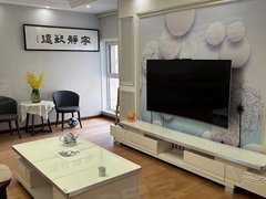 家具家电齐全 拎包入住 商业区丰富 精装修