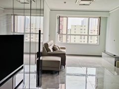 中东荣邦天悦电梯1楼精装修出租两室一厅