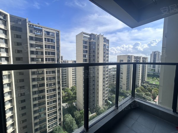 广州南沙横沥华润置地瑞府西区华润置地瑞府西区 3室2厅2卫 配套齐全