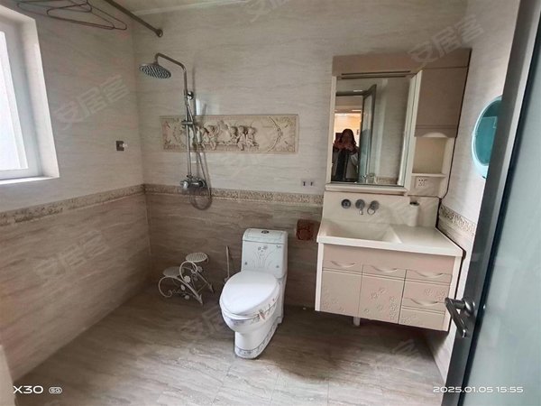 绵阳江油市明月岛中油涪滨花园清溪苑三桥片区精装大三房,小区好,采光好出租房源真实图片