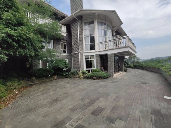 杭州富阳银湖秀水山庄秀水山庄 9室3厅4卫 南北通透 450平 配套齐全