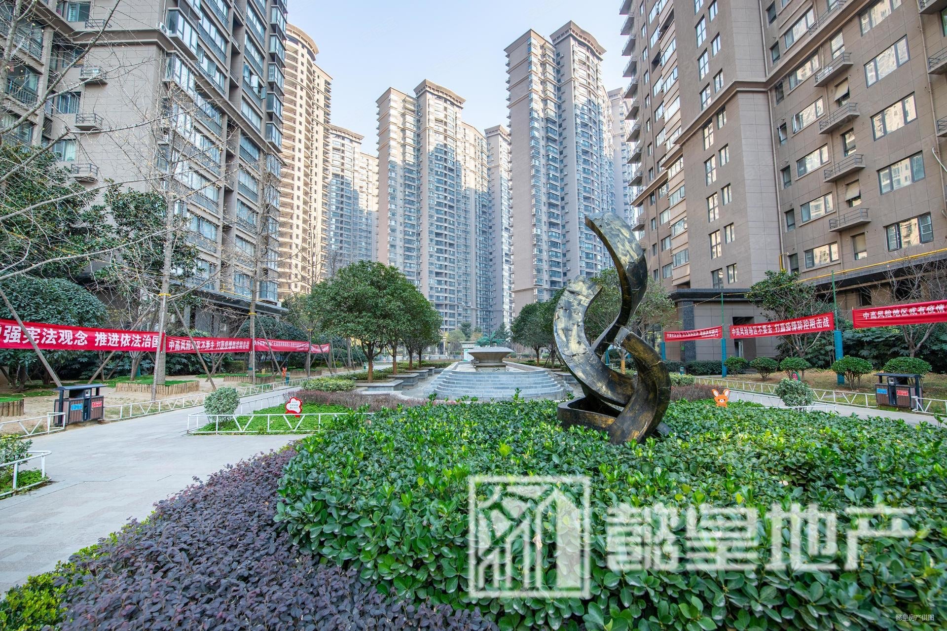 天城一品 精装朝南四室 好楼层 南北通透 拎包入住 随时看!