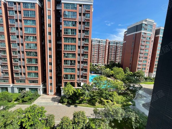 深圳宝安西乡南航明珠花园深圳宝安固戍地铁南航明珠花园118平大三室