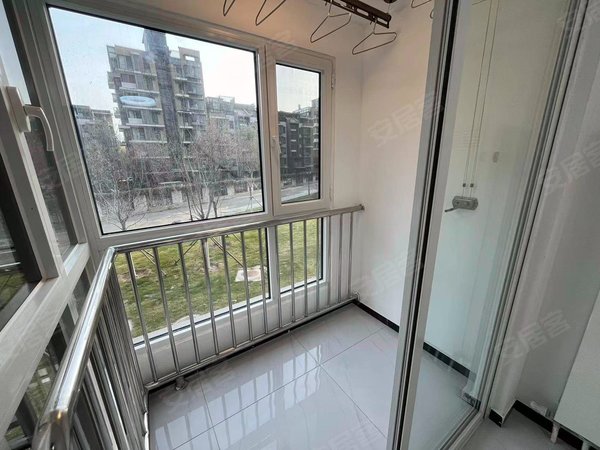 长兴坝鑫家园望京 酒仙桥 798 东坝 坝鑫家园精装一居室 电梯房 现房