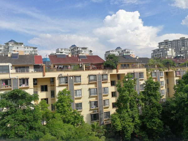南宁青秀凤岭北荣和山水美地5组团梦想湾荣和山水美地137平3房通透