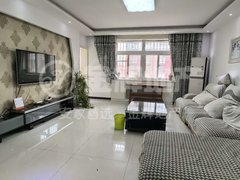 安阳滑县滑县其他四室两厅两卫，简单装修领包入住，有空调，洗衣机，沙发出租房源真实图片