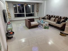 朝阳双塔大润发辽河城2室2厅118平米，3楼月租1200半年合同（包取暖）出租房源真实图片