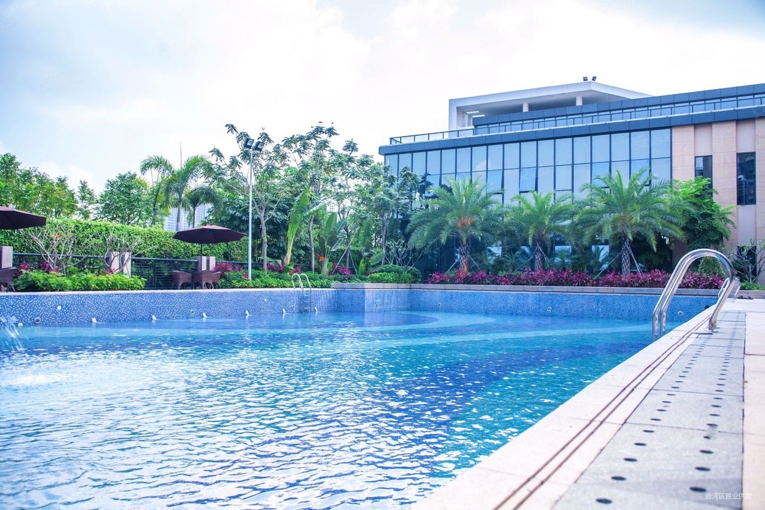 佳境康城(三期)4室2厅2卫115㎡南北171万