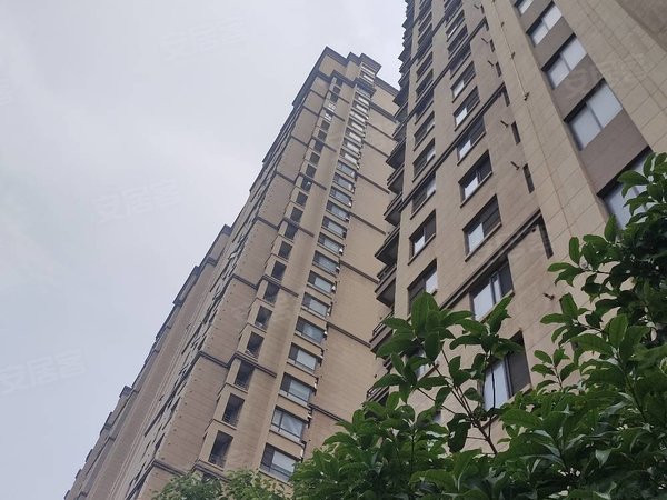 无锡惠山堰桥嘉利华府庄园(十区)锡北运河站 嘉丽华府庄园十区 精装