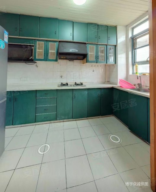 新馨花园少有大四房中间位置视野好安静